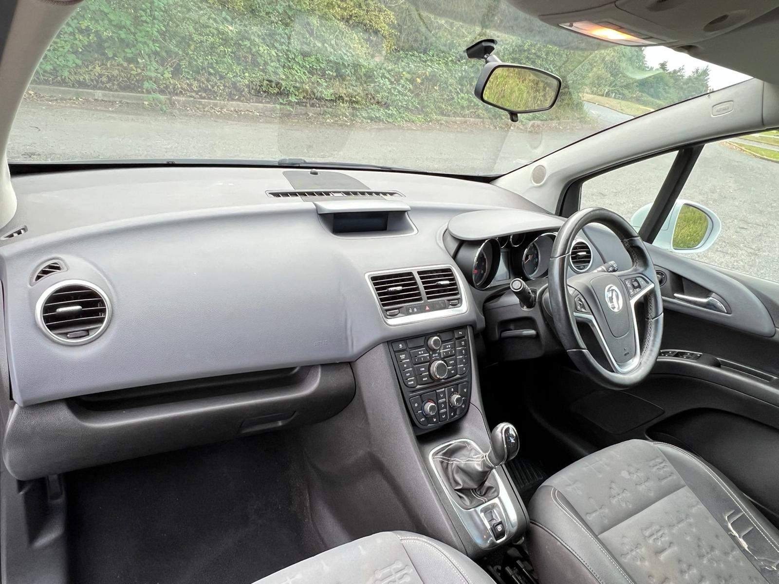 Vauxhall Meriva Tech Line 2013