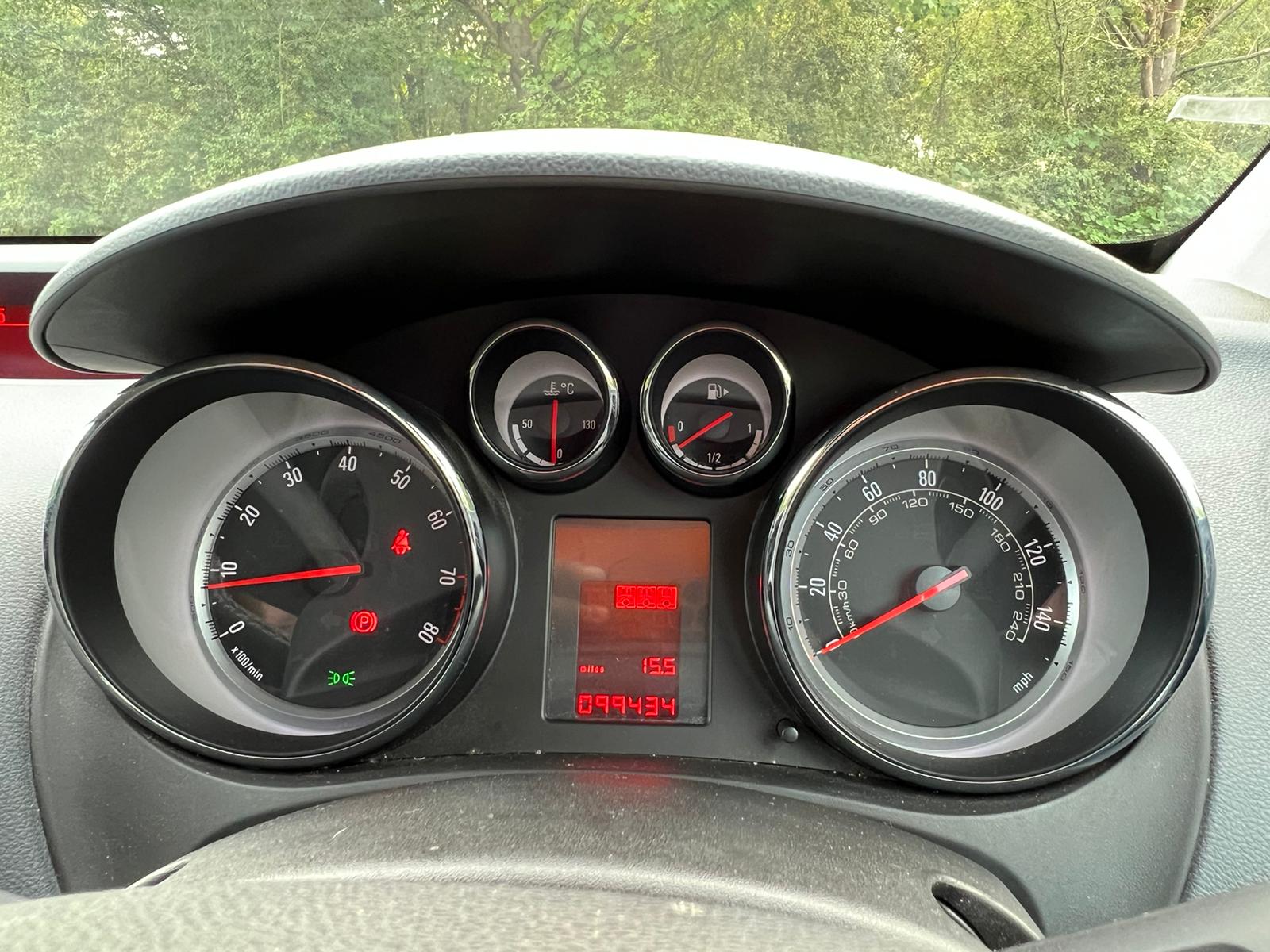 Vauxhall Meriva Tech Line 2013