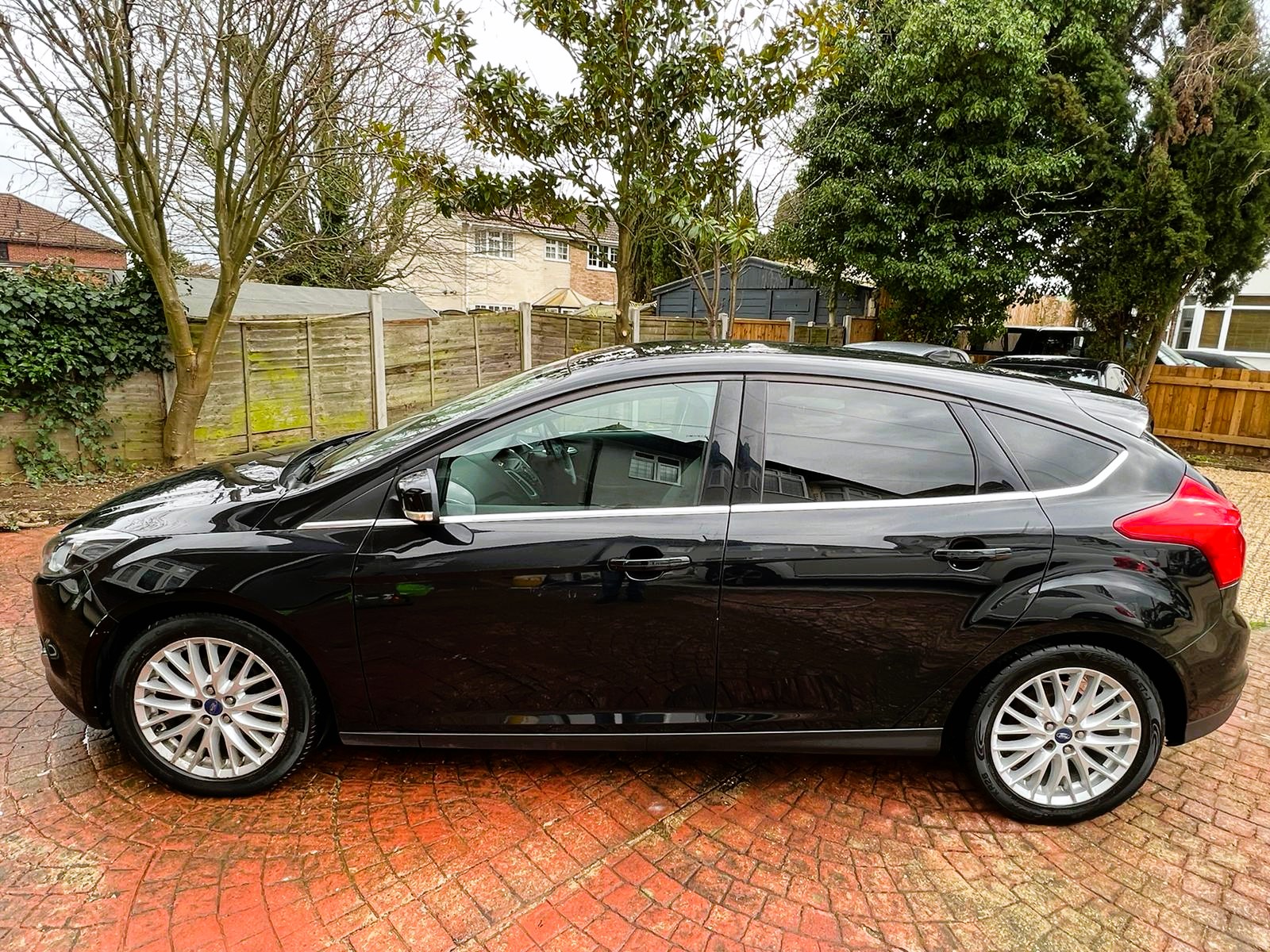 002 Ford Focus Eco Boost Zetec Hatchback 2012 EJ12UOP