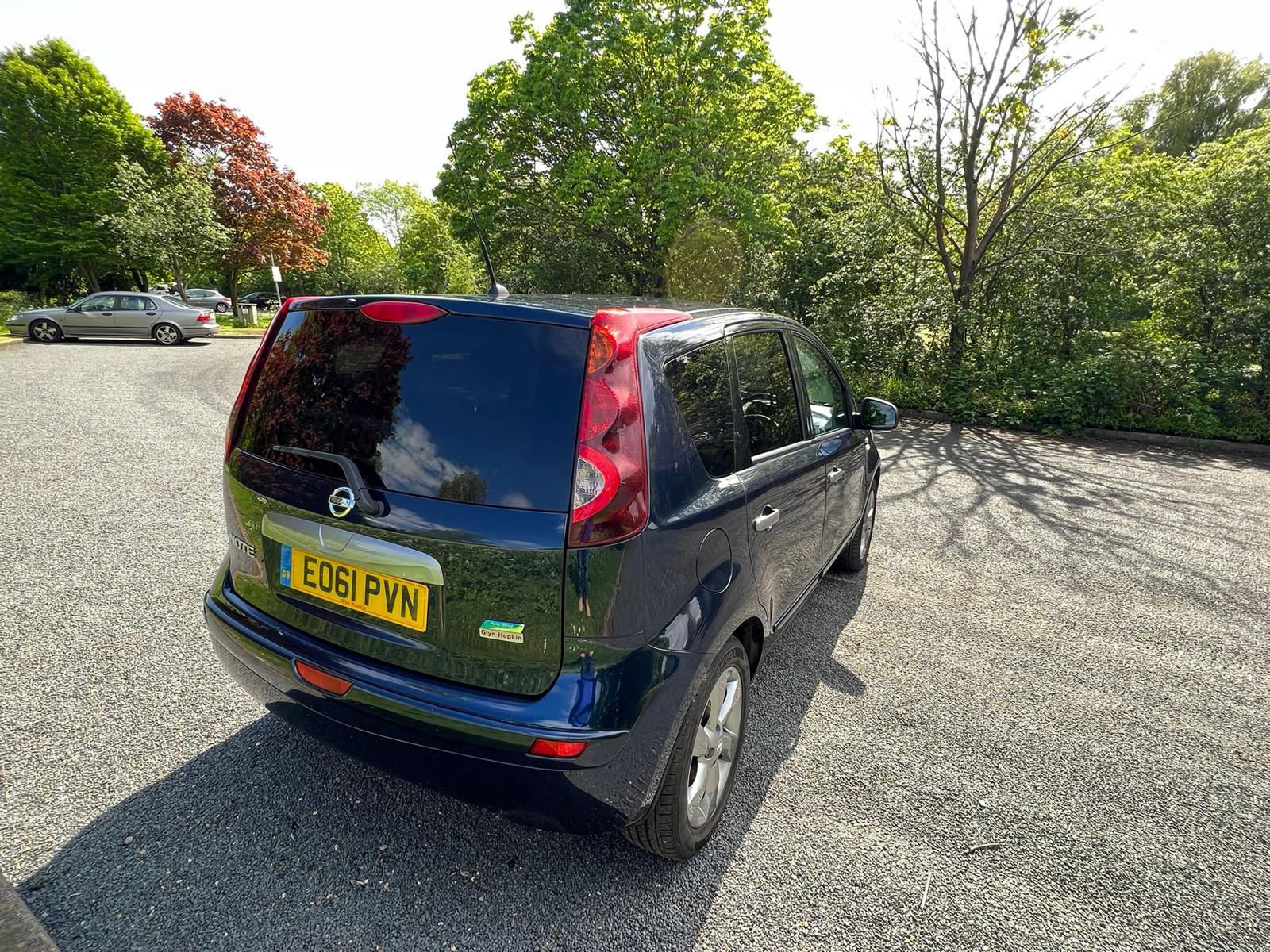 Nissan Note n-tec (2011)