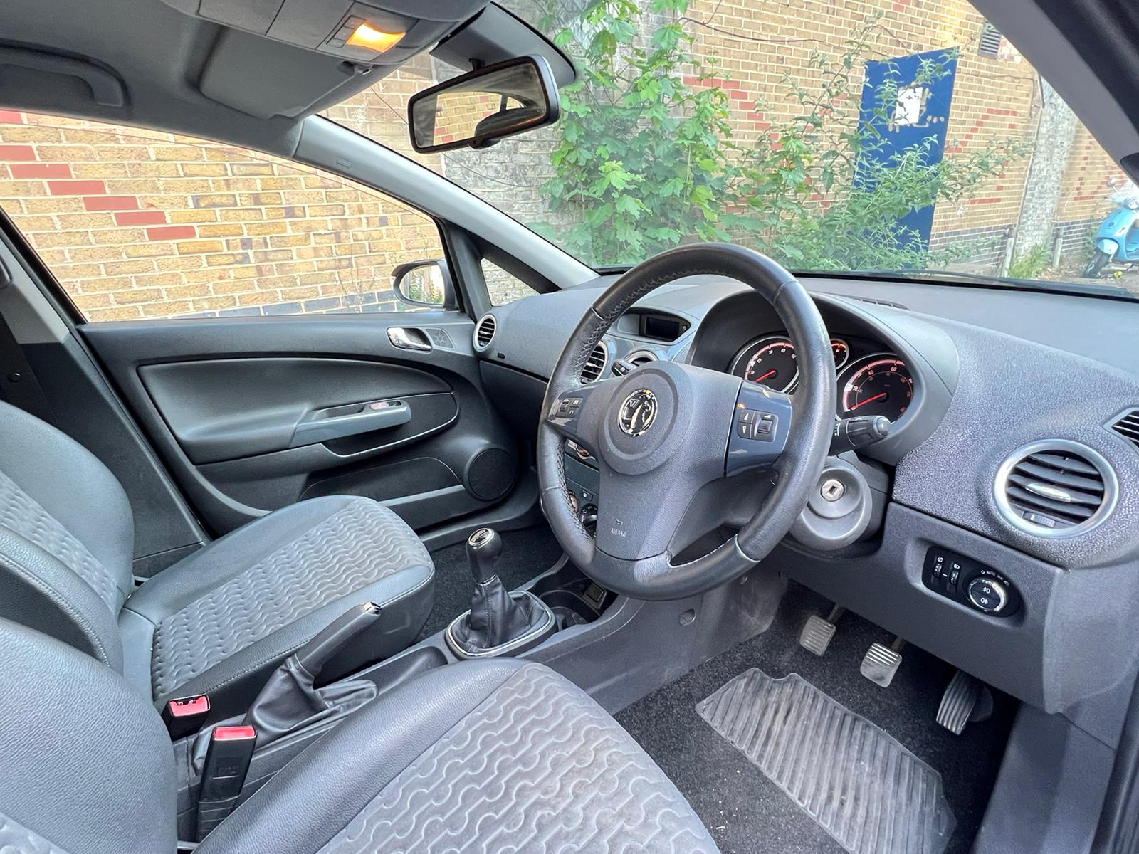 Vauxhall Corsa SE 2012