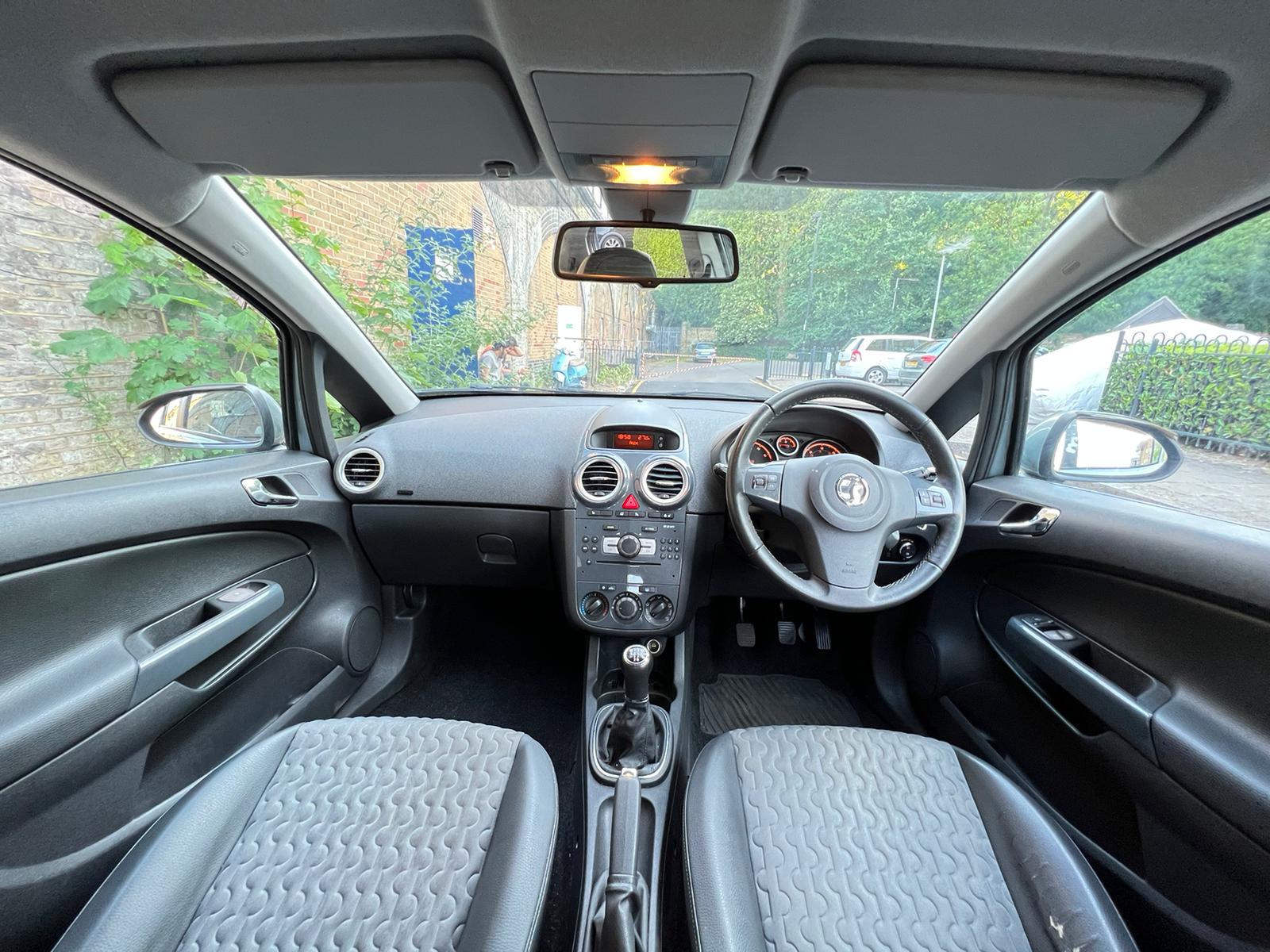 Vauxhall Corsa SE 2012